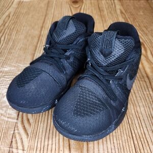 Nike Kyrie Kids Toddler‎ Sneaker Size 10C